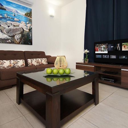 Villa Ingrid Agia Napa Exterior foto
